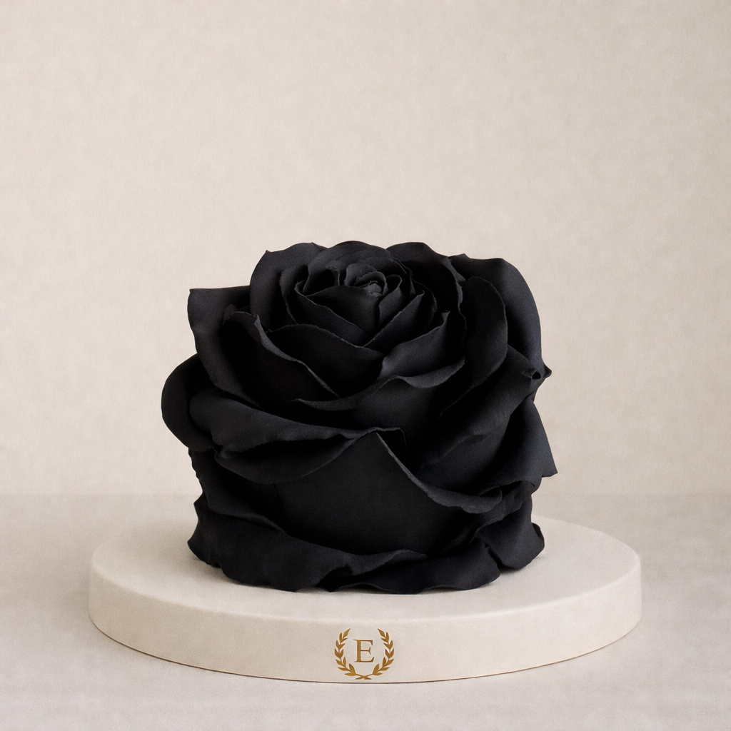Siyah Gül Motifli Özel Tasarım Pasta