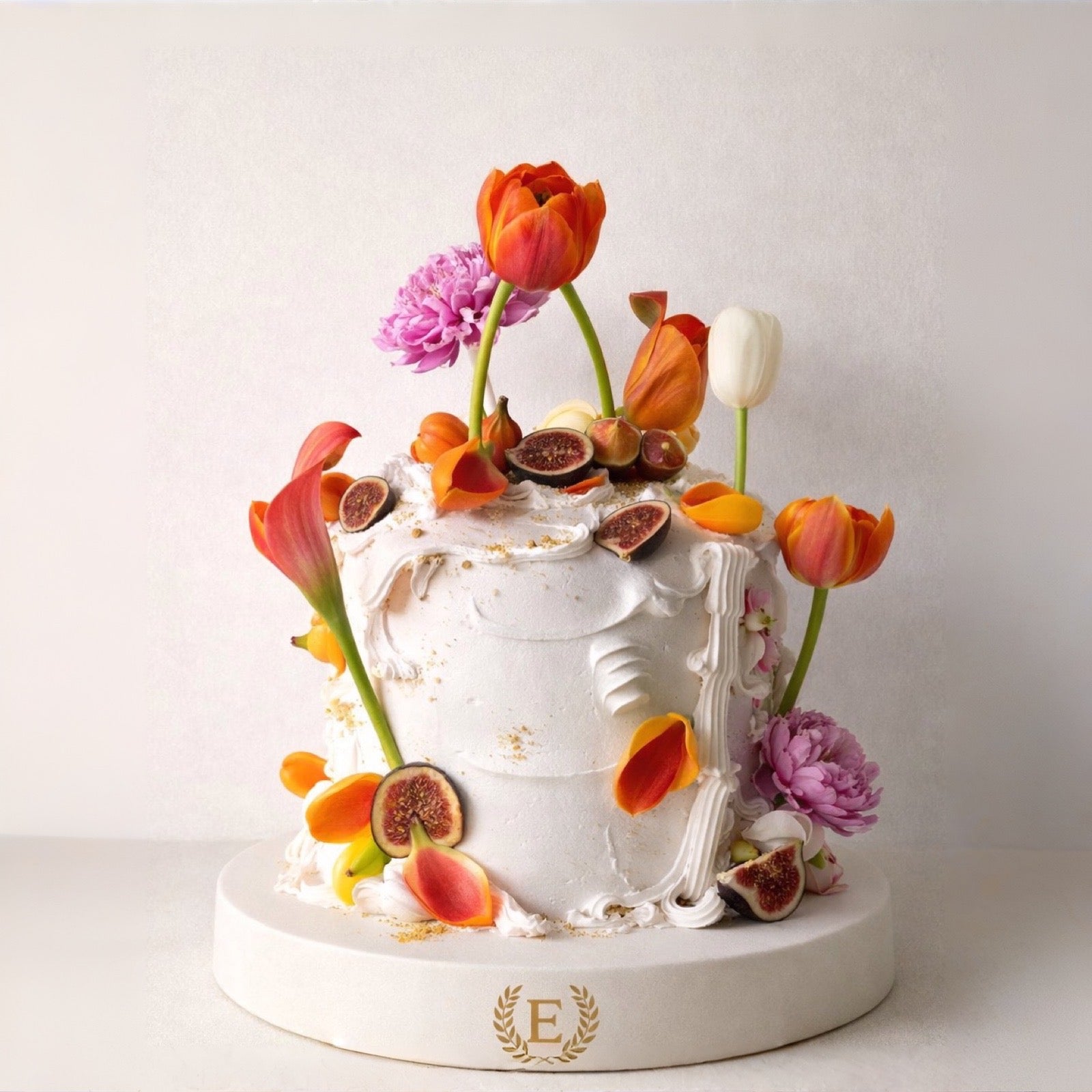 Spring Breeze Çiçek ve Meyve Detaylı Premium Butik Pasta